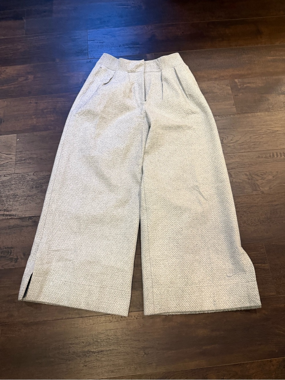 Nike Light Gray Wide-Leg Cropped Pants